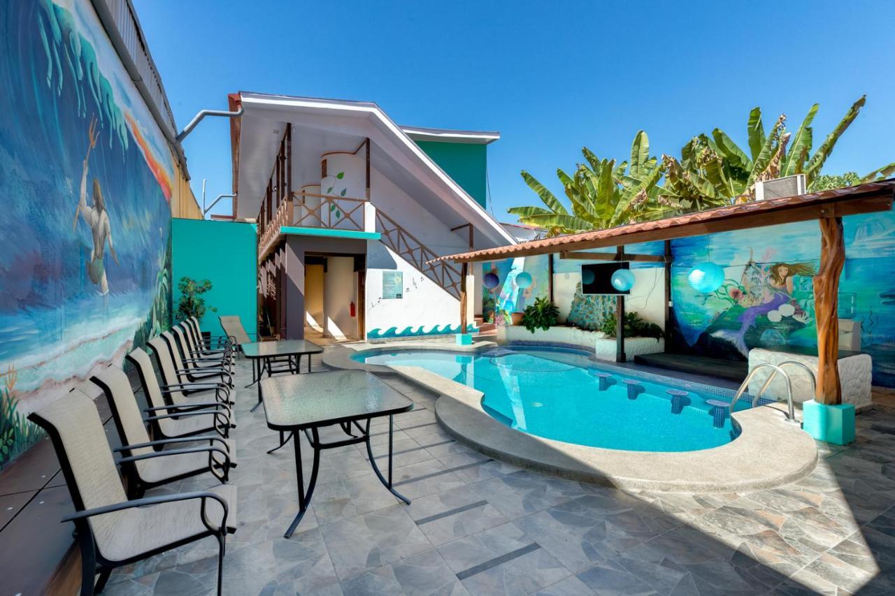 Hotel Poseidon Jacó Esterno foto